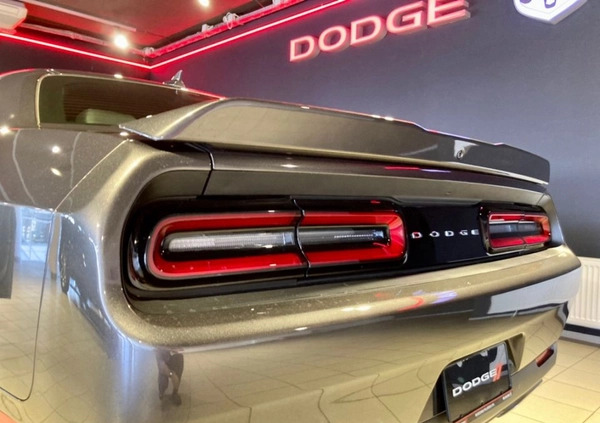 Dodge Challenger cena 329900 przebieg: 15, rok produkcji 2022 z Mszczonów małe 742